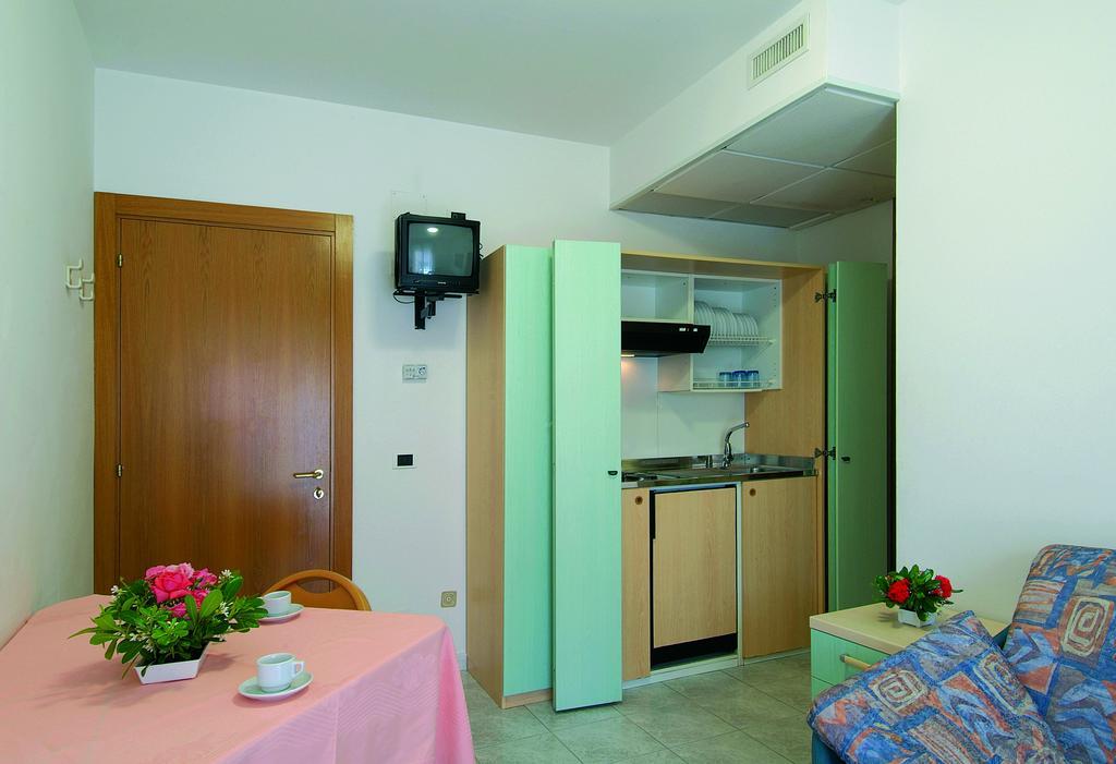 Hotel Residence Margherita Tortoreto Exterior photo